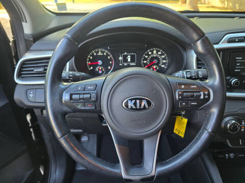 2016 Kia Sorento LX