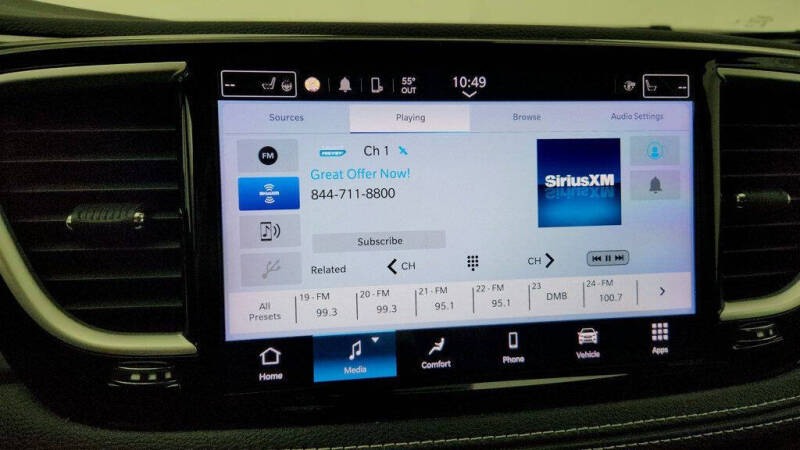 2023 Chrysler Pacifica Touring L