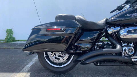 2017 Harley-Davidson Street Glide Special