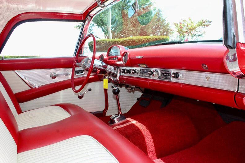 1955 Ford Thunderbird