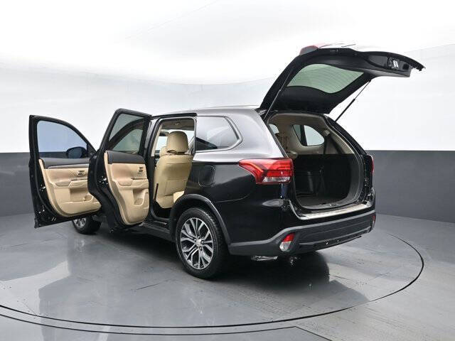 2016 Mitsubishi Outlander SE