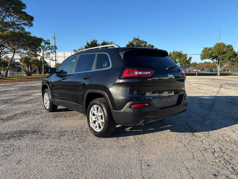 2016 Jeep Cherokee Latitude