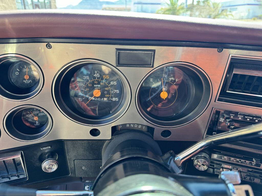 1985 Chevrolet Suburban 15