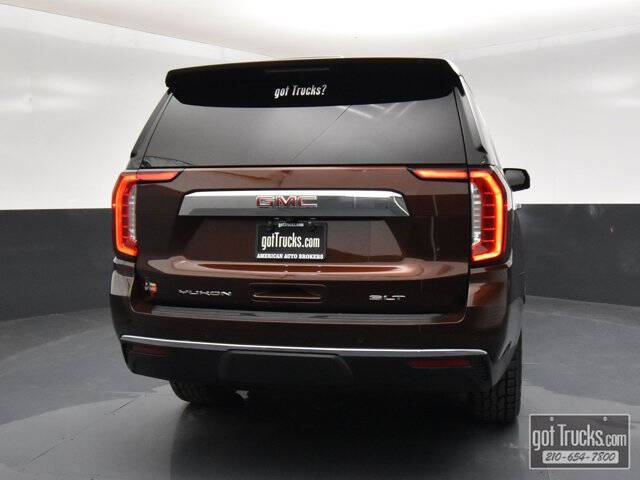 2022 GMC Yukon SLT