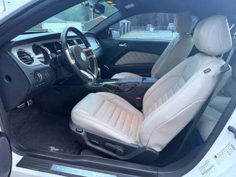 2012 Ford Mustang V6 Premium