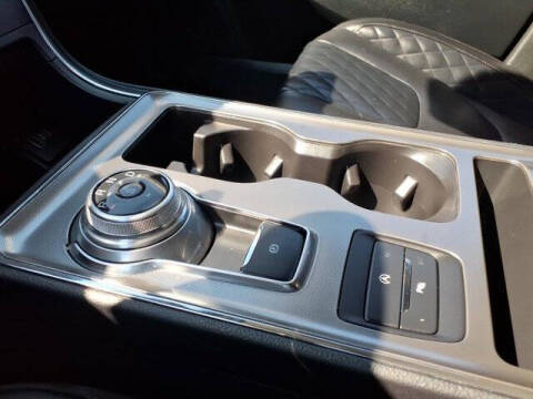 2023 Ford Edge Titanium