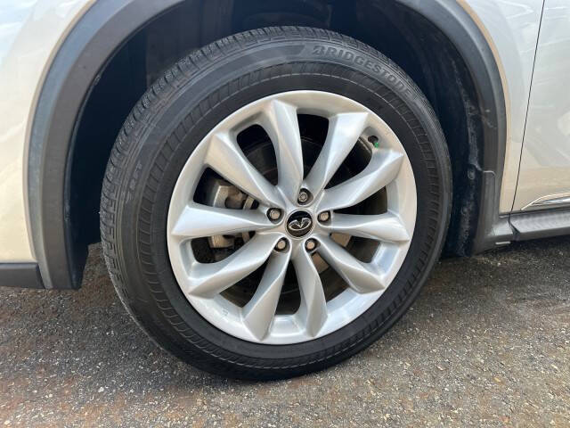 2019 Infiniti QX50 Essential