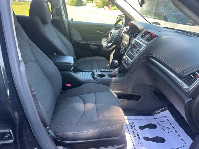 2013 GMC Acadia SLE-1