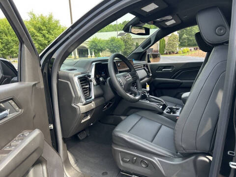 2025 GMC Canyon Elevation