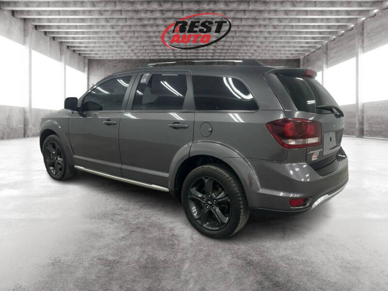 2020 Dodge Journey Crossroad
