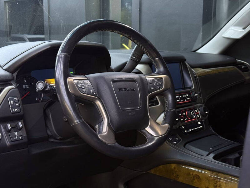 2016 GMC Yukon Denali