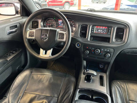 2012 Dodge Charger SE