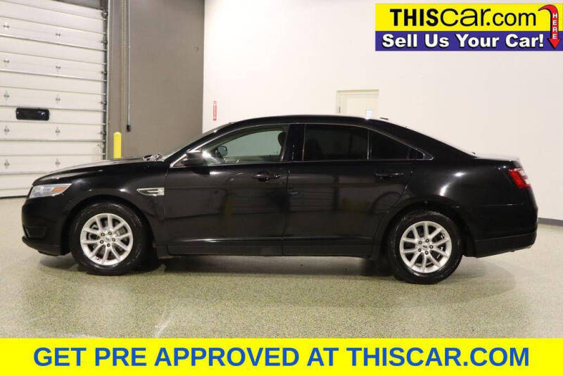 2013 Ford Taurus SE