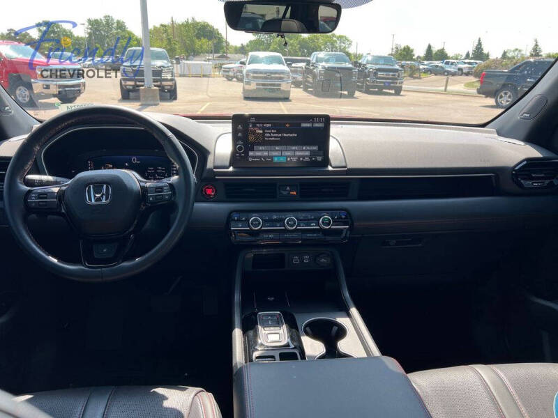 2025 Honda Pilot Black Edition
