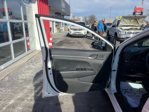 2019 Hyundai Elantra