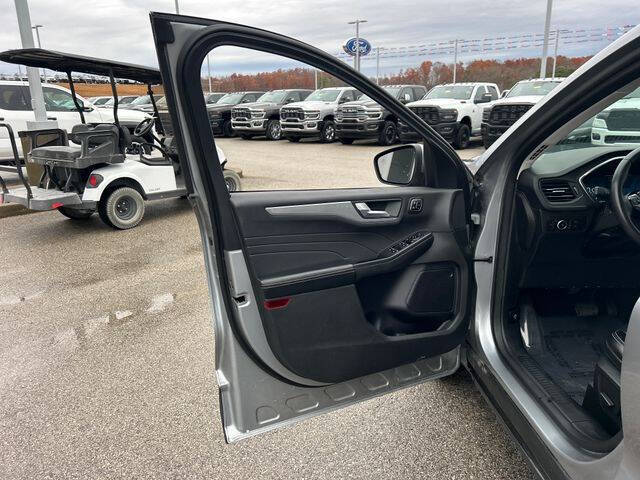 2023 Ford Escape Platinum