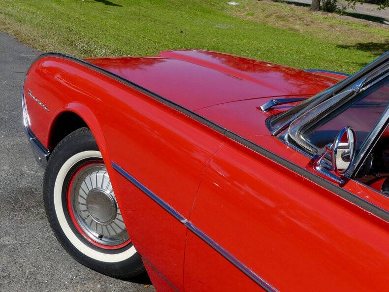 1962 Ford Thunderbird