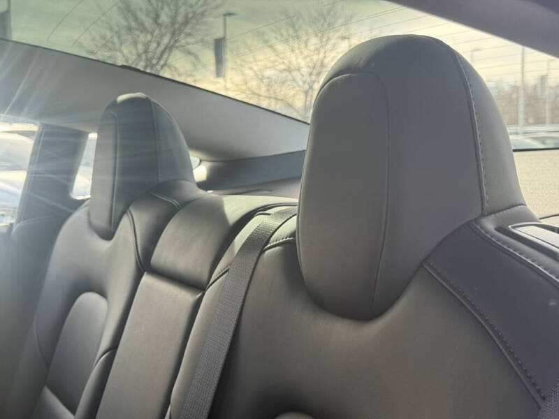 2023 Tesla Model 3 Performance