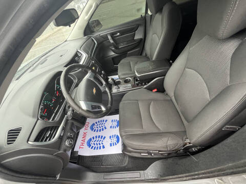 2017 Chevrolet Traverse LT