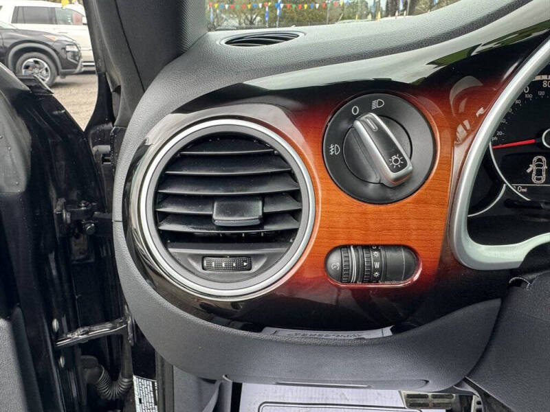 2013 Volkswagen Beetle