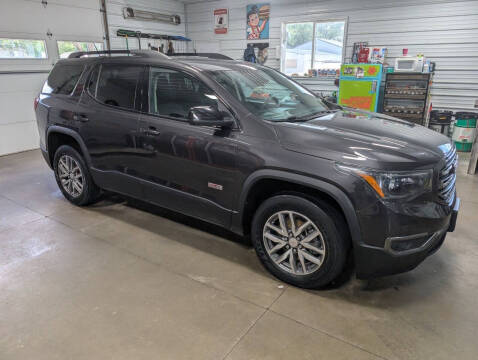 2017 GMC Acadia SLE-2