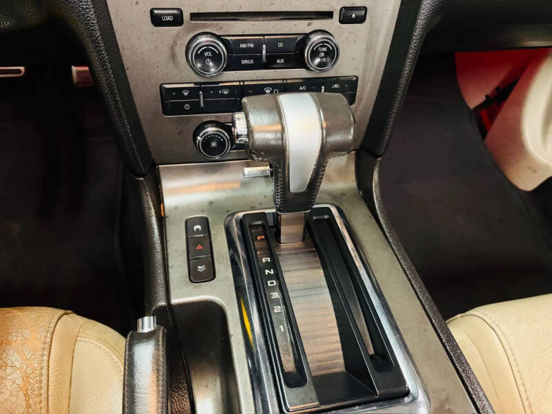 2010 Ford Mustang