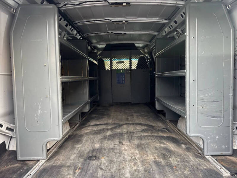 2017 Chevrolet Express 2500