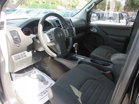 2016 Nissan Frontier S