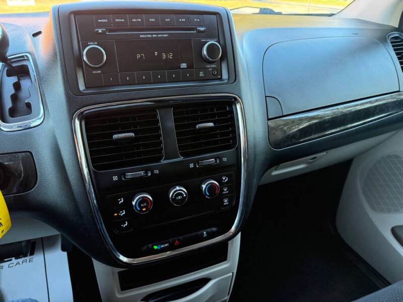 2016 Dodge Grand Caravan SE