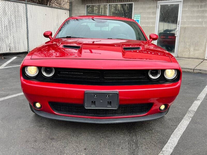 2016 Dodge Challenger SXT