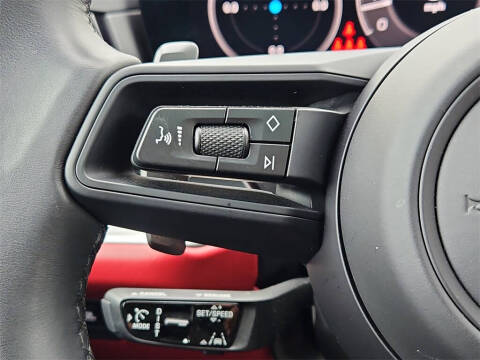 2024 Porsche Cayenne S