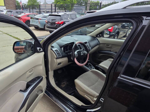 2008 Mitsubishi Outlander SE