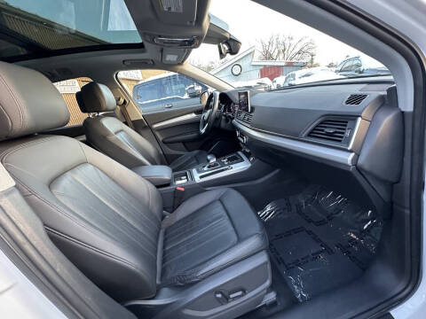 2018 Audi Q5 2.0T quattro Premium Plus