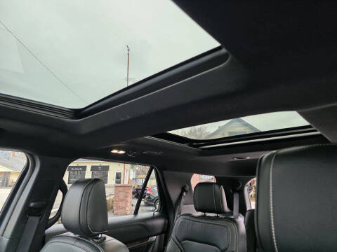 2018 Ford Explorer Platinum