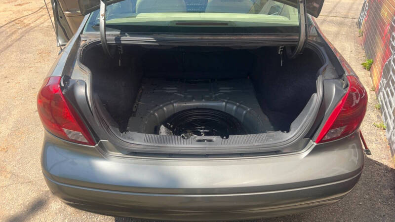 2002 Ford Taurus SEL Deluxe