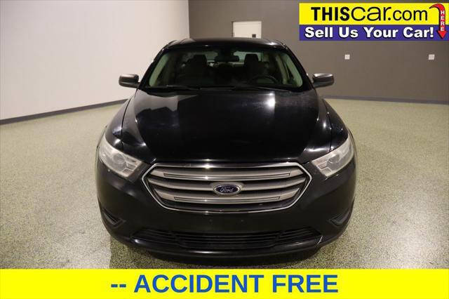 2013 Ford Taurus SE