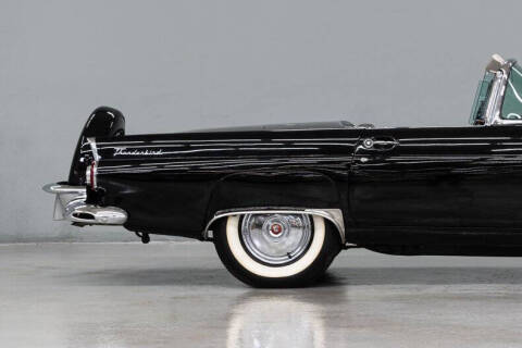 1956 Ford Thunderbird