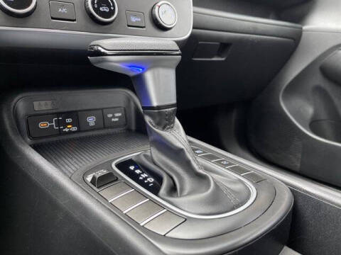 2024 Hyundai Kona SE