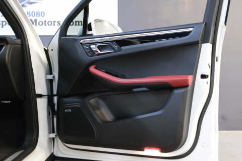 2017 Porsche Macan S