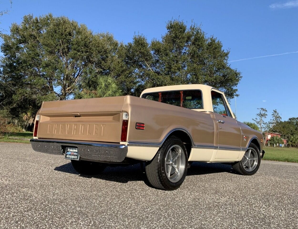1968 Chevrolet C10 Pickup 13