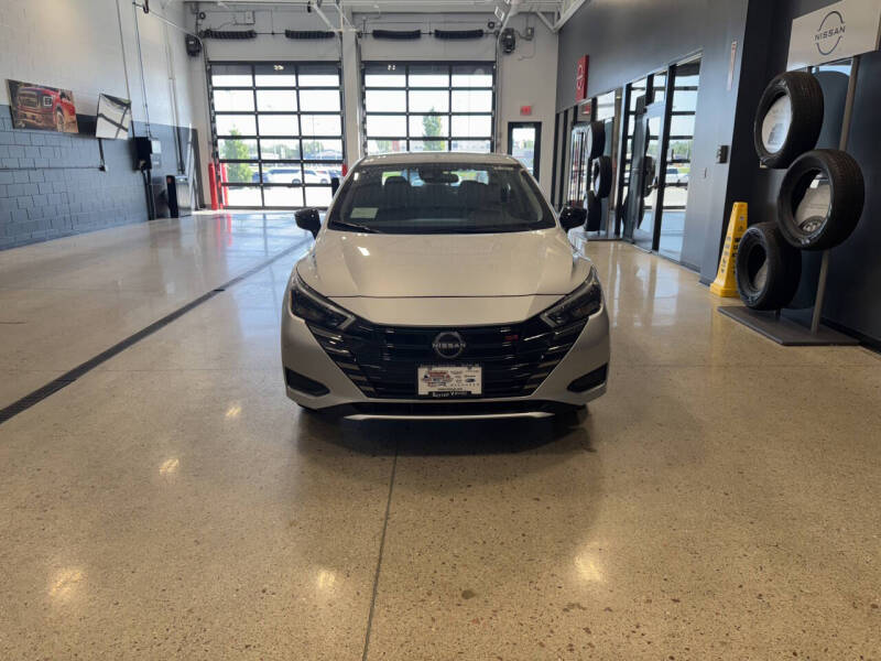 2025 Nissan Versa SR