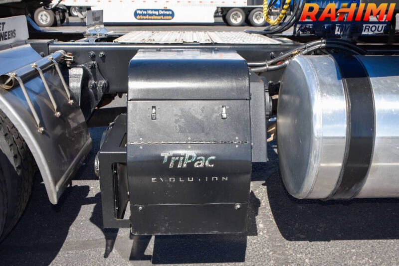 2016 Freightliner Cascadia