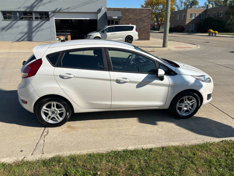 2018 Ford Fiesta SE photo 10