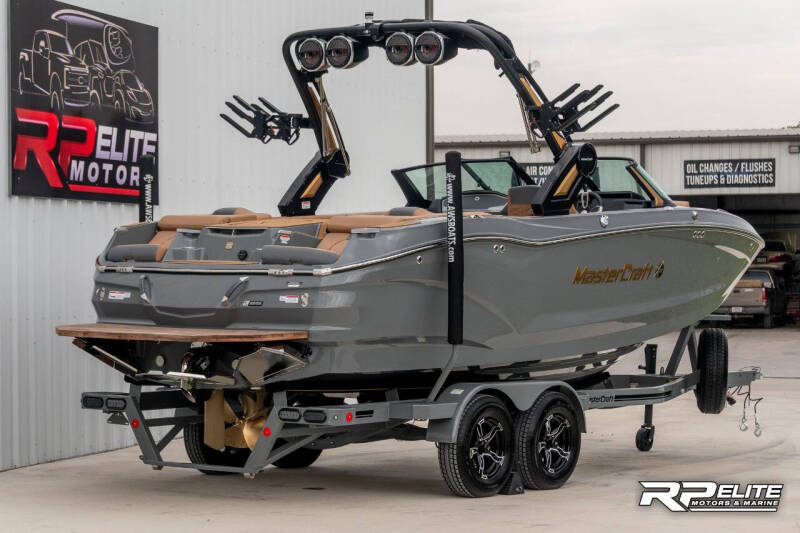 2025 MasterCraft X22