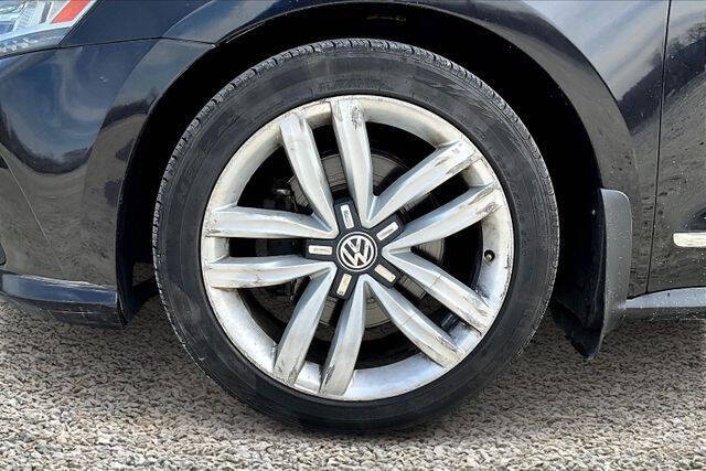 2017 Volkswagen Passat 1.8T SE