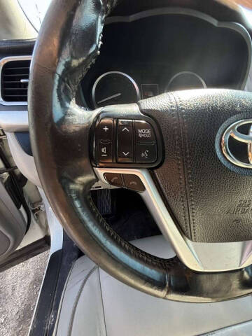 2017 Toyota Highlander XLE