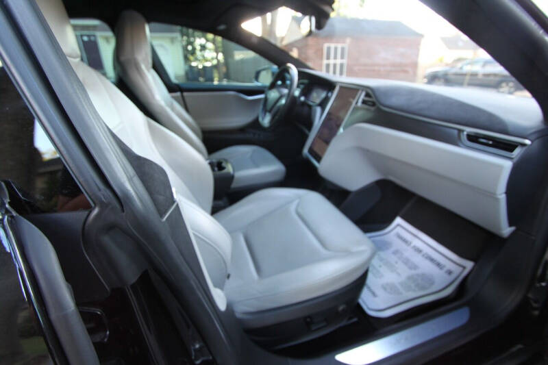 2016 Tesla Model S P90D