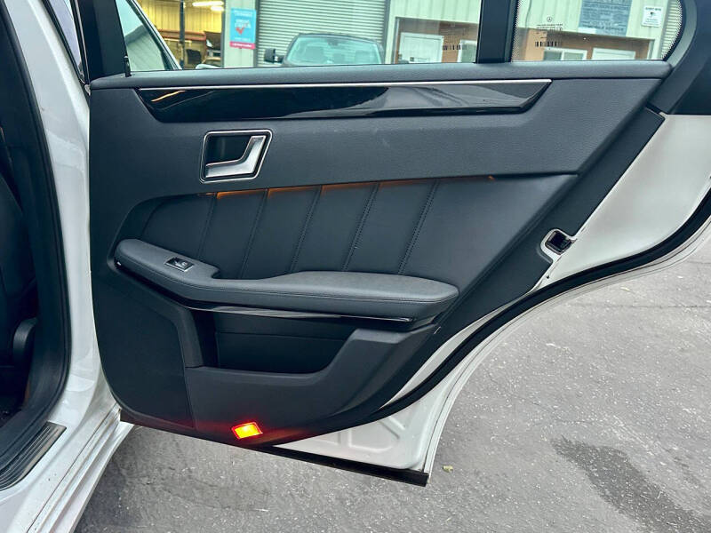 2013 Mercedes-Benz E-Class E 350 BlueTEC Luxury
