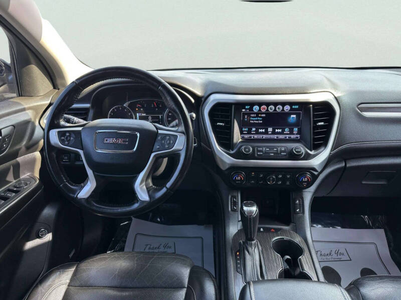 2019 GMC Acadia SLT-1