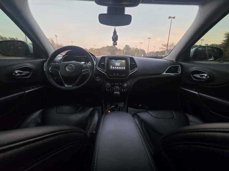 2019 Jeep Cherokee Latitude Plus